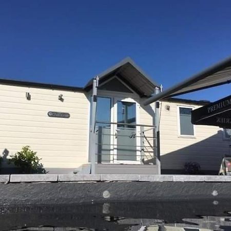 La Baie Des Lacs Apartamento Froid-Chapelle Exterior foto